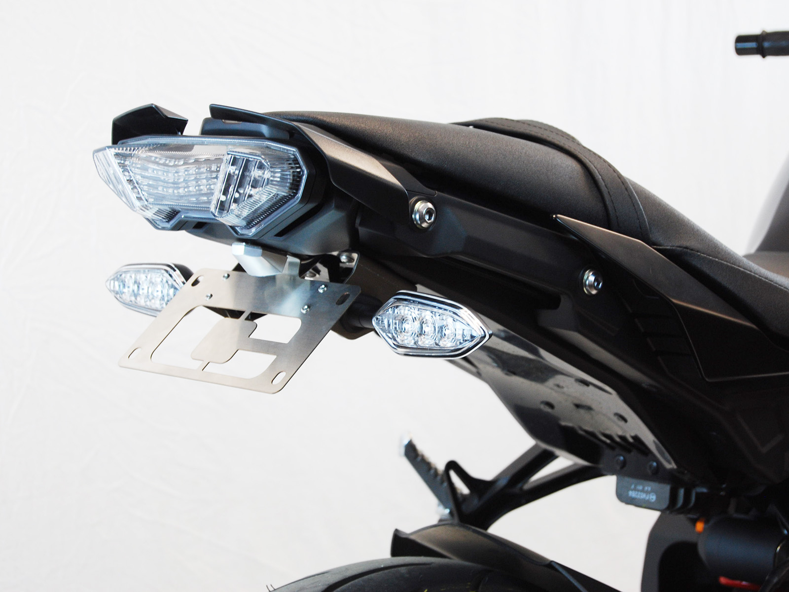 Competition Werkes Fender Eliminator Kit - Yamaha FZ-10 (MT-10) (2016+) Competition Werkes Fender Eliminator Kit - Yamaha FZ-10 (MT-10) (2016+)